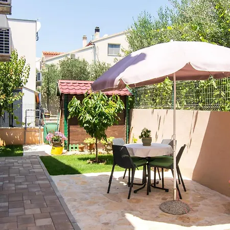 Ninic Apartment