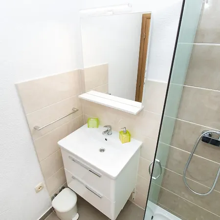 Ninić Apartament *