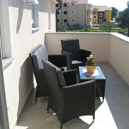 Apartament Ninić Srima