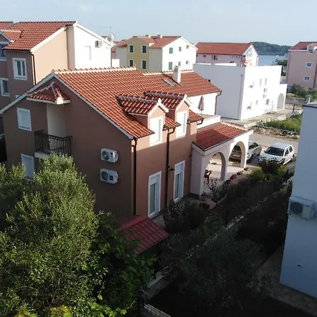 Ninić Srima
