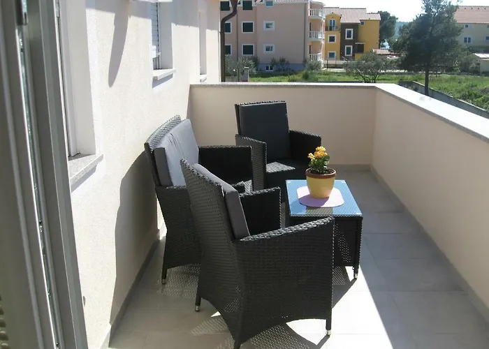 아파트 Ninic 스리마